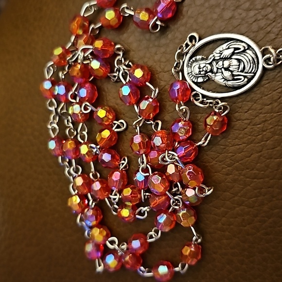 3/$30 Sacred Heart of Jesus Red Faceted Acrylic Beaded Rosary - Picture 4 of 5